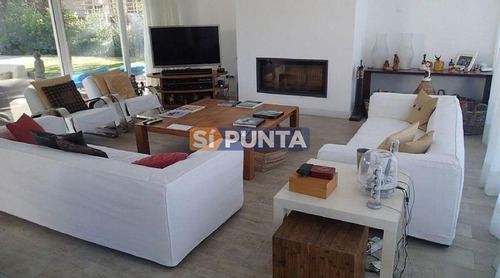 Imagen 3 de 8 de Casa En Barrio Privado