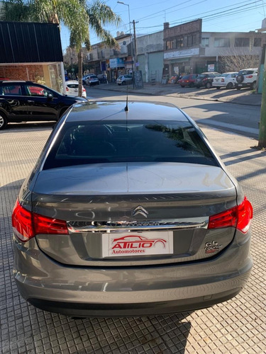 Imagen 6 de 20 de Citroën C4 Lounge 2016 1.6 Hdi 115 Feel Pack