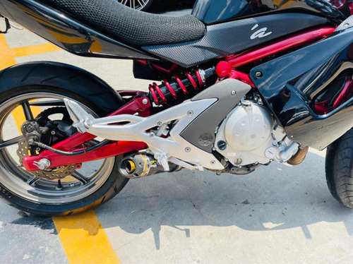 Imagen 10 de 12 de Kawasaki Ninja 2006