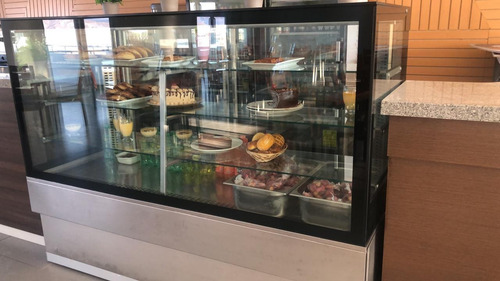 Vitrina Exhibidora Para Tortas En Acero Inoxidable