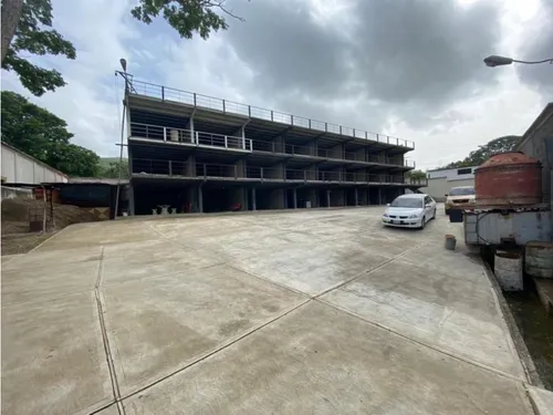 Vendo Local 60m2 Charallave