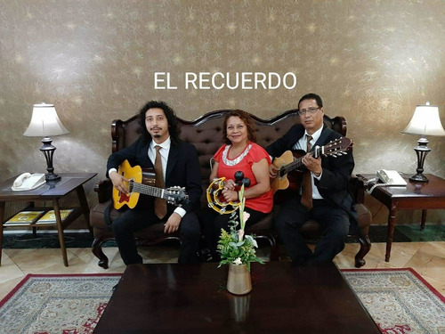 Imagen 2 de 2 de Trío Musical En Guatemala