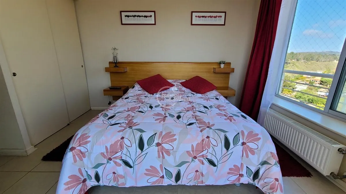 Imagen 4 de 14 de Departamento En Venta De 3 Dorm. En Algarrobo. Condominio.