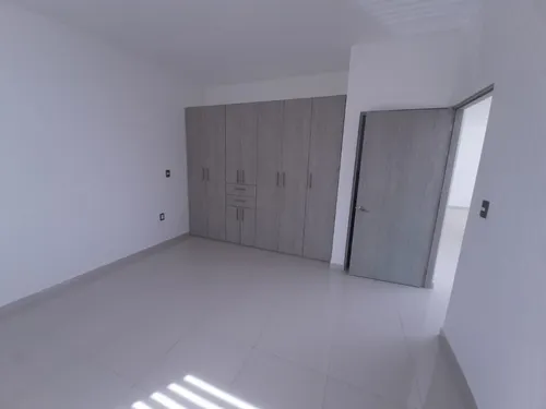 Estrena Residencia De Autor En Cumbres Del Lago, Jardín, 3 Recs, Tina, Cto Serv