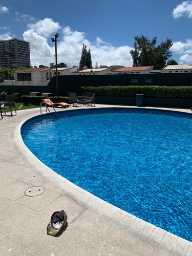 Imagen 6 de 7 de Rento Apto Amueblado Z.14 Pacifica Plaza Ref.5895 *1 Parqueo, 2 Hab, 3 Baños, Cuarto Servicio*
