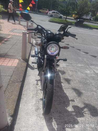 Akt Nkd 125 Negra En Garantía, Placa 0, Incluye Traspaso