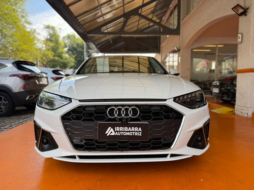 Audi A4 40 TFSI SPORT