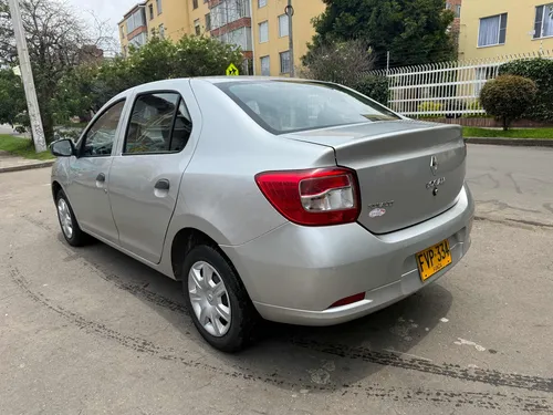 Renault Logan 1.6 Authentique