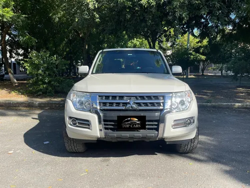 Mitsubishi Montero 3.5 Hard Top