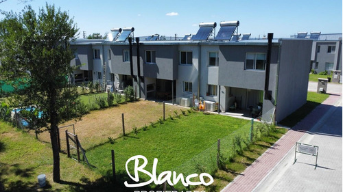Casa En Venta En Pilar, G.b.a. Zona Norte
