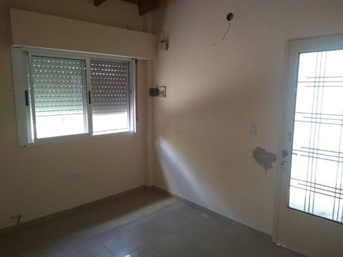 Imagen 2 de 14 de Venta - Ph Interno - 3 Amb - Villa Lynch - Madero