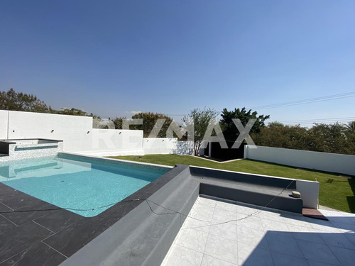 Casa En Venta En Morelos, Fraccionamiento Real De Oaxtepec