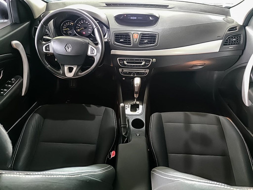 Imagem 5 de 15 de Renault Fluence 2.0 Dynamique 16v 2013