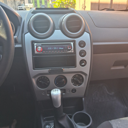 Ford Fiesta 1.6 Fly Flex 5p