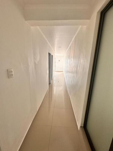 Se Arrienda Hermoso Local Comercial Ideal Para Centro Medico