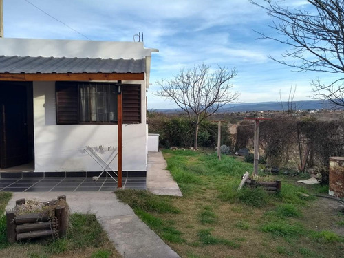 Imagen 3 de 17 de Oportunidad!! Casa De Dos Habitaciones A Pocos Metros De La Ruta