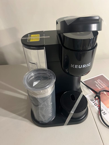 Keurig K-cafe Essentials Cafetera Electrica De Capsulas Negro (Usado)
