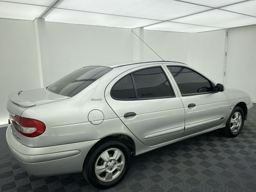 Imagen 11 de 25 de Renault Megane