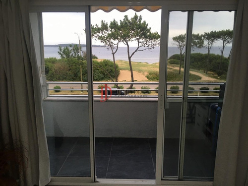 Imagen 2 de 10 de Apartamento En Primera Linea De La Mansa Reciclado Con Vista