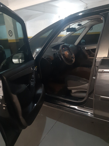 Imagem 6 de 12 de Citroën C4 Picasso 2010 2.0 5p