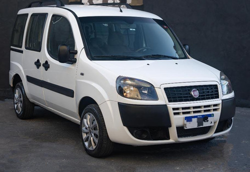 Fiat Doblo 1.8 16v Essence 7l Flex 5p