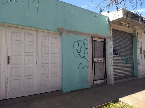 Casa En Venta En Morón
