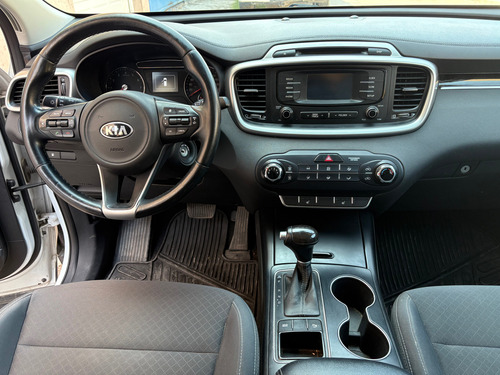 Kia Sorento 2.4 Lx At