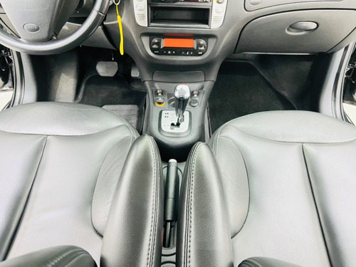 Citroën C3 1.6 EXCLUSIVE 16V FLEX 4P AUTOMÁTICO