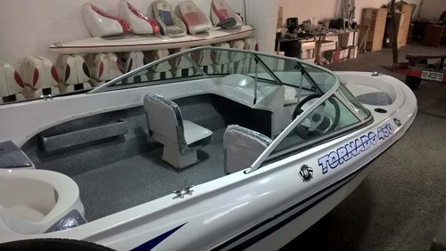 Lancha Tornado 450 Open Con Herradura Sin Tapizados