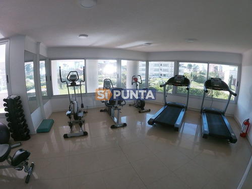Imagen 18 de 23 de Torre Con Servicios