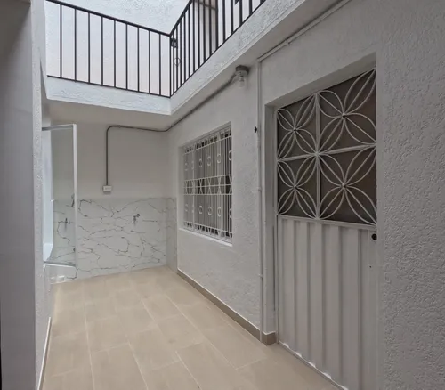 Arriendo Local Comercial Con Bodegaje Y/o Oficinas Prado Veraniego Norte Bogota.