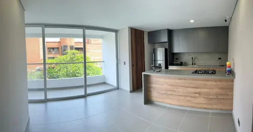 Apartamento En Venta En Laureles. Cod V10807