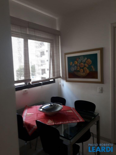 Imagem 4 de 12 de Apartamento - Campo Belo - Sp - 564032