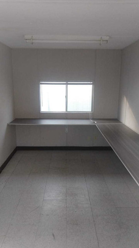 Imagen 2 de 11 de Oficina Bodega Dormitorio Caseta Remolque Traila Móvil 8x20