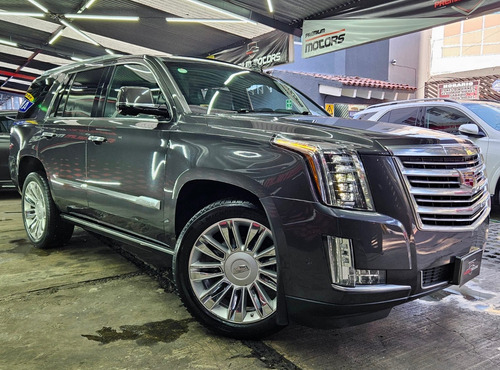 Cadillac Escalade ESV 6.2 Platinum At