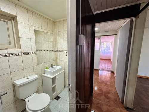 Casa En Venta De 3 Dorm. En Curicó
