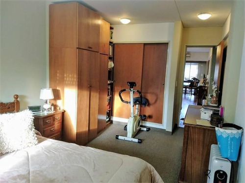 Venta Hermoso Departamento 2 Amb- Villa Ballester Centro