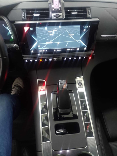 Ds7 Etense 4x4 300hp Híbrida Enchufable 2023
