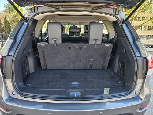 Nissan Pathfinder 3.5 Exclusive 4x4 Cvt