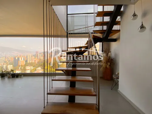 Apartamento En Arriendo En El Tesoro. Cod A776005