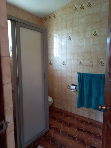 Casa Sola En Lomas De Atzingo, Cuernavaca, Morelos - Ber-1024-cs*