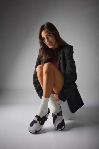 Zapatos Zuecos Birk Bajos Blanco Y Negro Vaquita De Piel