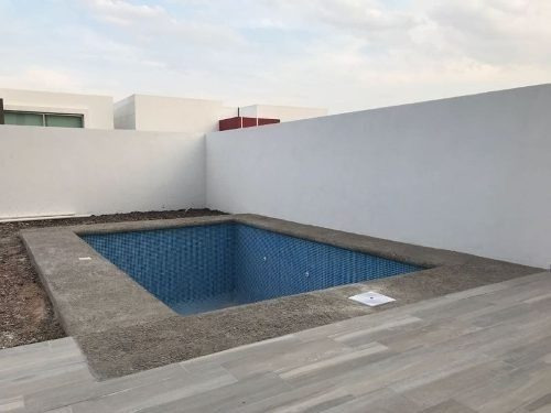 Imagen 2 de 14 de Casa Con Alberca Propia En Cumbres Del Lago, Terraza, 3 Recs