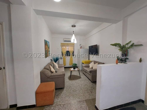 Te Lo Tengo Apartamento En Venta En Parroquia La Candelaria Mls #23-23698