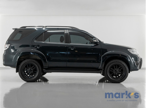 Toyota Hilux SW4 2.7 SR 4X2 16V FLEX 4P AUTOMÁTICO