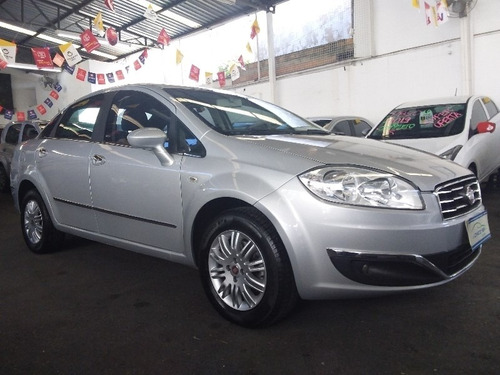 Linea 1.8 Essence 16v Flex 4p Automatizado 80303km