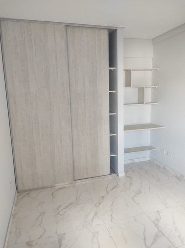Imagen 6 de 16 de Departamento 2 Ambientes A Estrenar Escucha Oferta