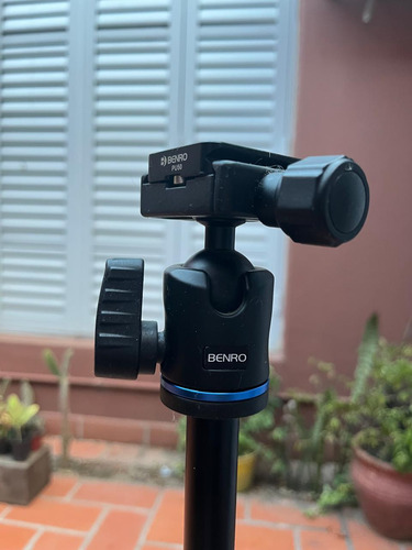 Tripode Benro It15 - Monopie Negro