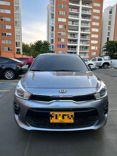 Kia Rio 1.4 Zenith Hb 5 p