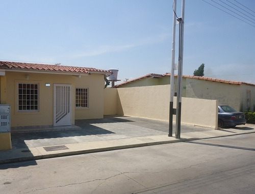 Imagen 5 de 13 de H.a (180 Mts2) Casa En Venta En Ciudad Alianza - Brisas Del Lago
